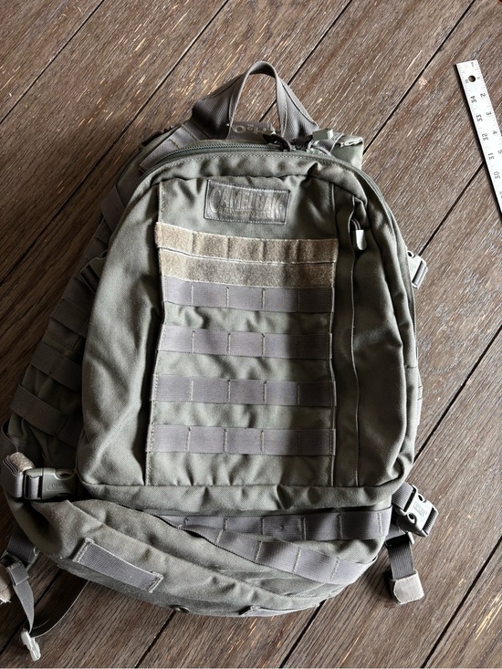 Camelbak Other - CamelBak Olive Green Tactical Sling Backpack